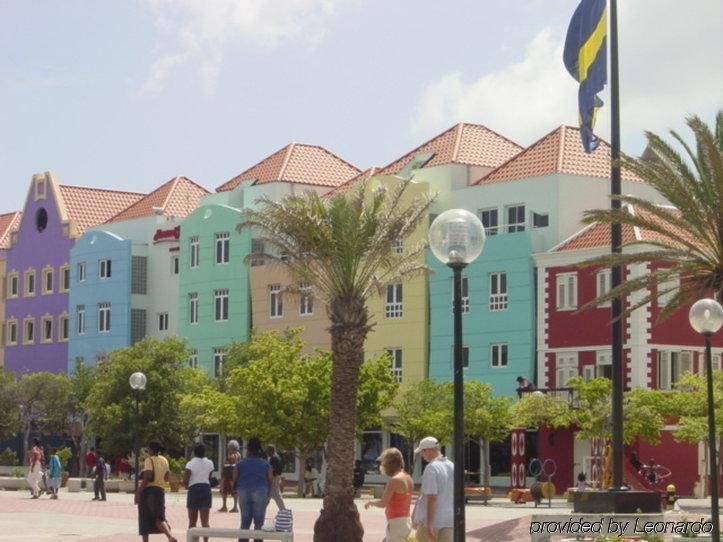 E M City Hotel Willemstad Exterior foto