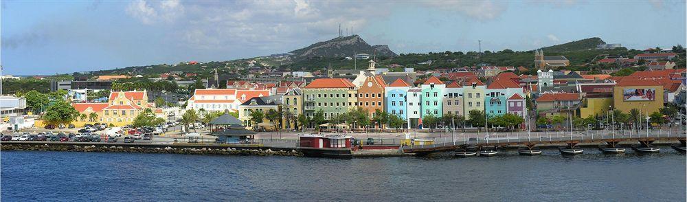 E M City Hotel Willemstad Exterior foto